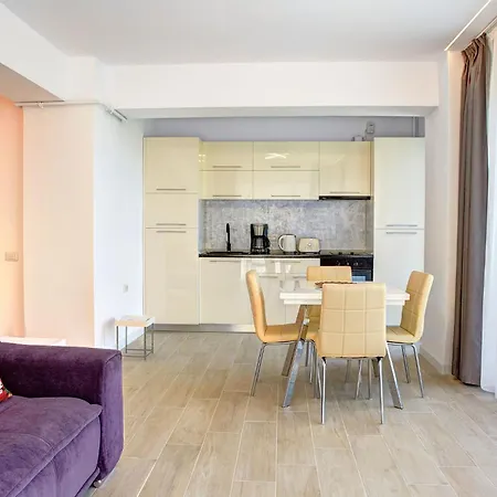 Apartment Bel Air